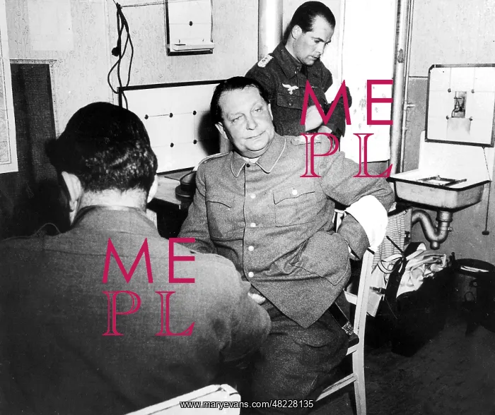 : Hermann Goering, Colonel Berndt von Brauchitsch in captivity : Hermann Goering, Colonel Berndt von Brauchitsch in captivity