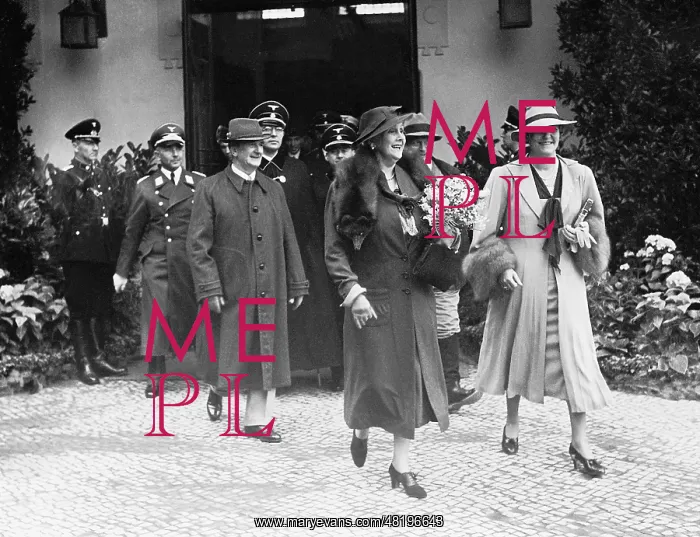 : Hermann Goering and Emmy Goering with Miklos Horthy and his : Hermann Goering and Emmy Goering with Miklos Horthy and his