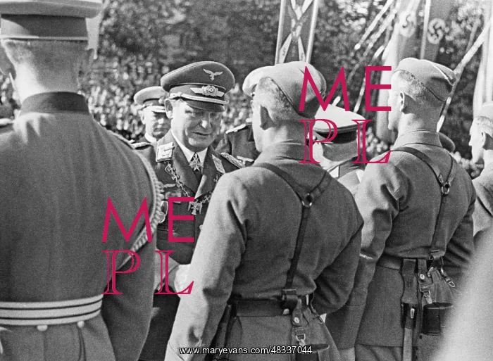 : Hermann Goering honors officers of the Condor : Hermann Goering honors officers of the Condor