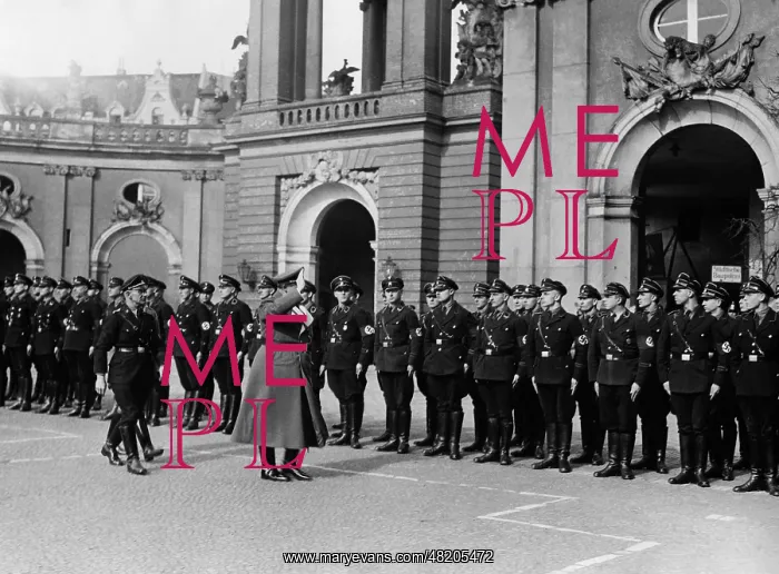  : Hermann Goring at the inauguration of the new mayor of Potsd