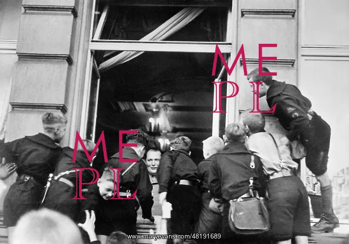 : Hermann Goring is visited by Pimpfs, 1935 : Hermann Goring is visited by Pimpfs, 1935