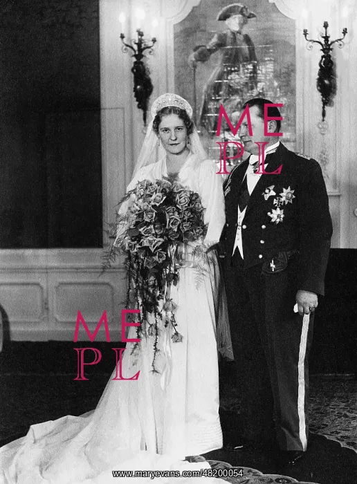 : Hermann Goring with wife Emmy Goring, born Emmy Sonnemann, 1 : Hermann Goring with wife Emmy Goring, born Emmy Sonnemann, 1