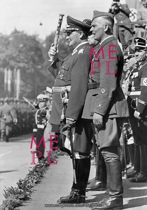: Hermann Goring and Wolfram Freiherr von Richthofen, 1939 : Hermann Goring and Wolfram Freiherr von Richthofen, 1939
