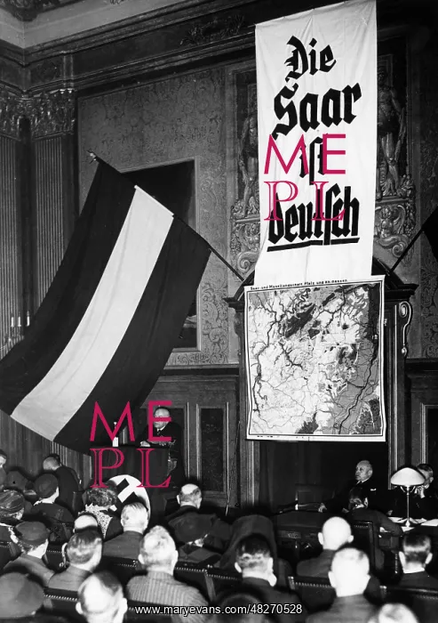 : Hermann Roechling at a Saar rally, 1935 : Hermann Roechling at a Saar rally, 1935