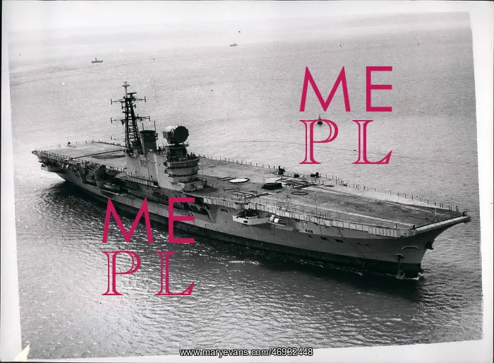: Hermes aircraft carrier sails into Southampton : Hermes aircraft carrier sails into Southampton