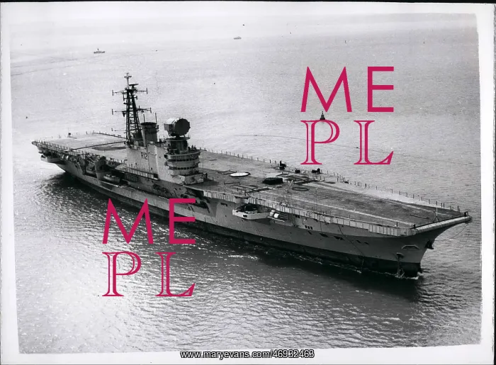 : Hermes aircraft carrier sails into Southampton : Hermes aircraft carrier sails into Southampton