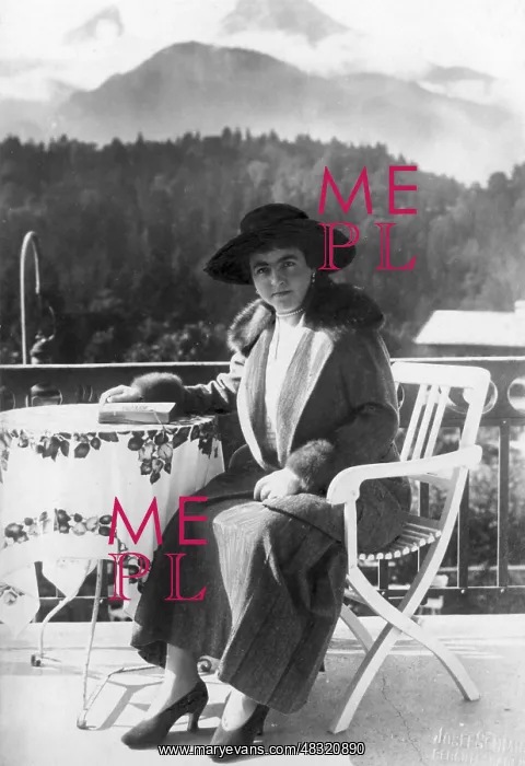 : Hermine Reuss Elder Line in Berchtesgaden, 1925 : Hermine Reuss Elder Line in Berchtesgaden, 1925