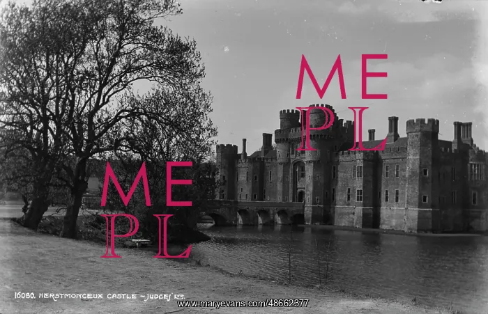 : Herstmonceux Castle : Herstmonceux Castle