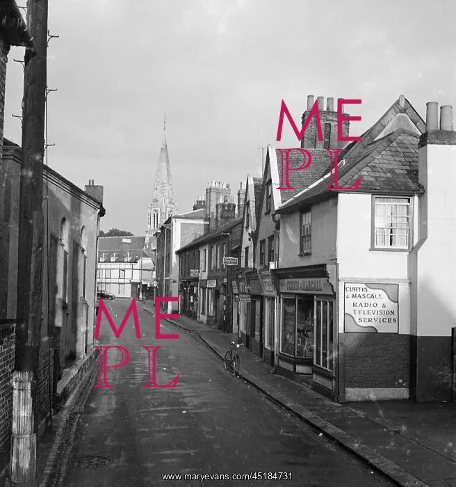 : Hertford. A view east in St Andrew's Street, Hertford : Hertford. A view east in St Andrew's Street, Hertford