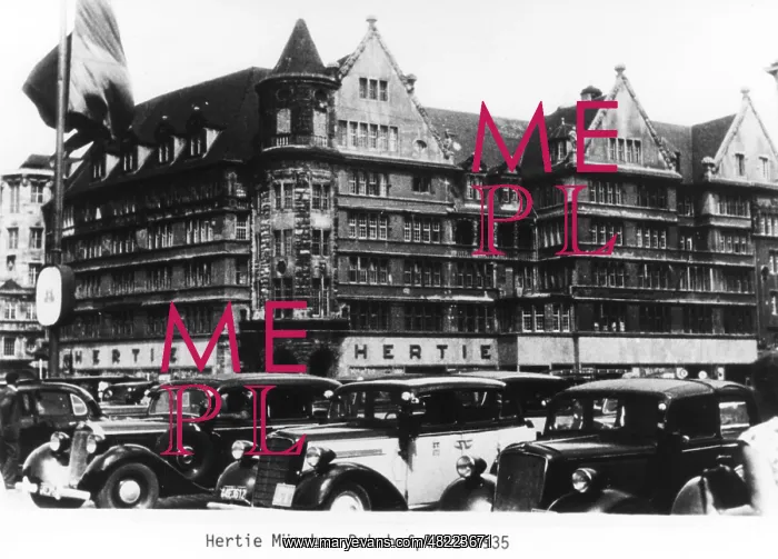 : The Hertie department store in Munich, 1935 : The Hertie department store in Munich, 1935