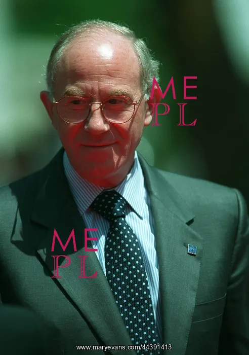  : Herve De Charette