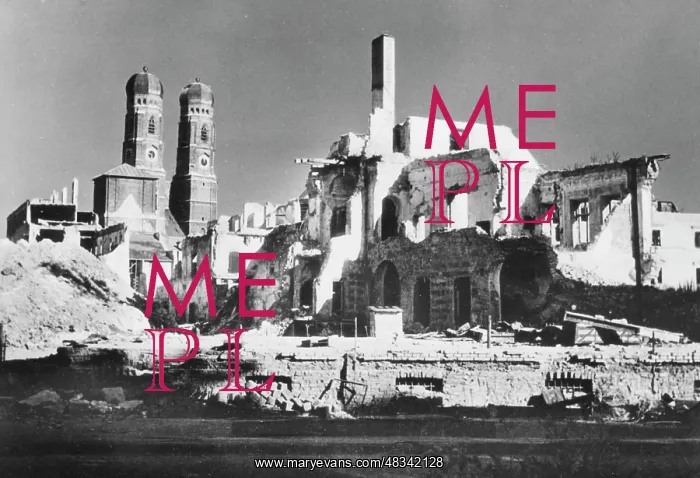 : The Herzog-Max Burg in Munich, 1945 : The Herzog-Max Burg in Munich, 1945