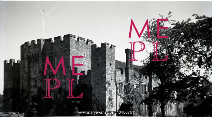 : Hever Castle, Edenbridge, Kent : Hever Castle, Edenbridge, Kent