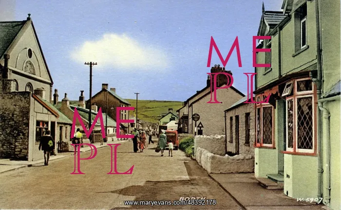 : High Street, Borth, Ceredigion : High Street, Borth, Ceredigion