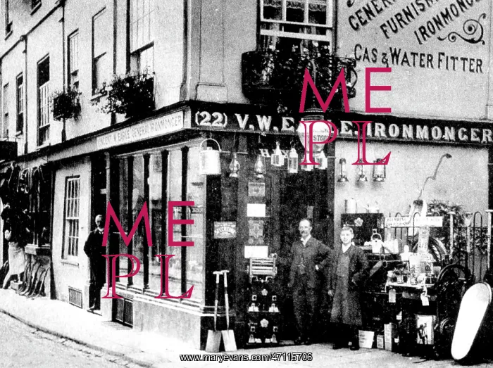  : High Street, Devizes early 1900's