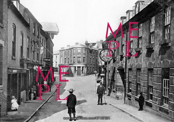  : High Street, Ellesmere early 1900's