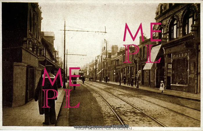 : High Street, Gillingham, Kent : High Street, Gillingham, Kent