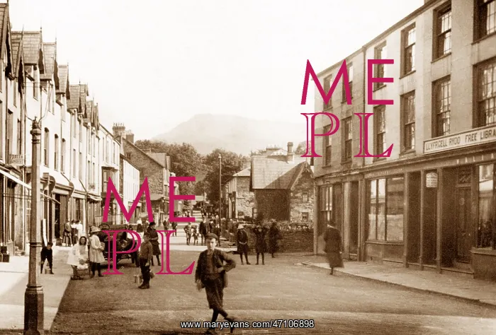  : High Street, Llanberis early 1900s