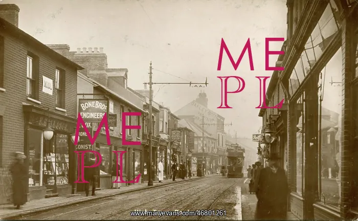 : High Town Road, Luton : High Town Road, Luton