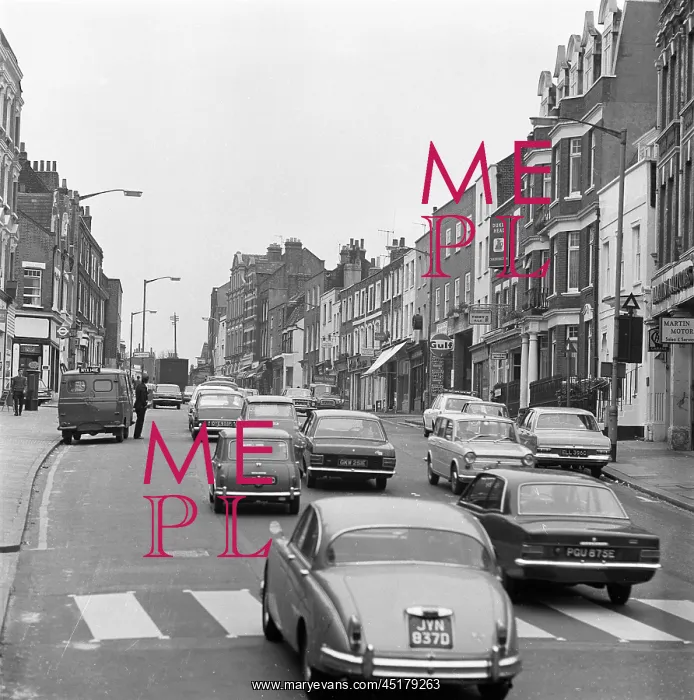 : Highgate High Street, London : Highgate High Street, London