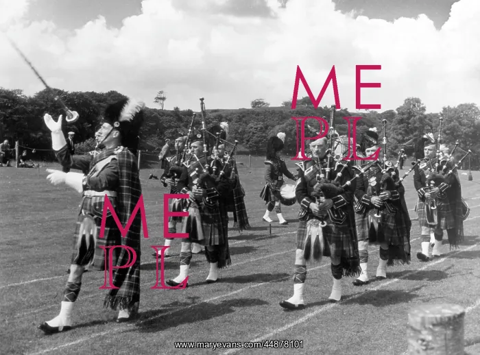 : HIGHLAND BAGPIPE BAND : HIGHLAND BAGPIPE BAND