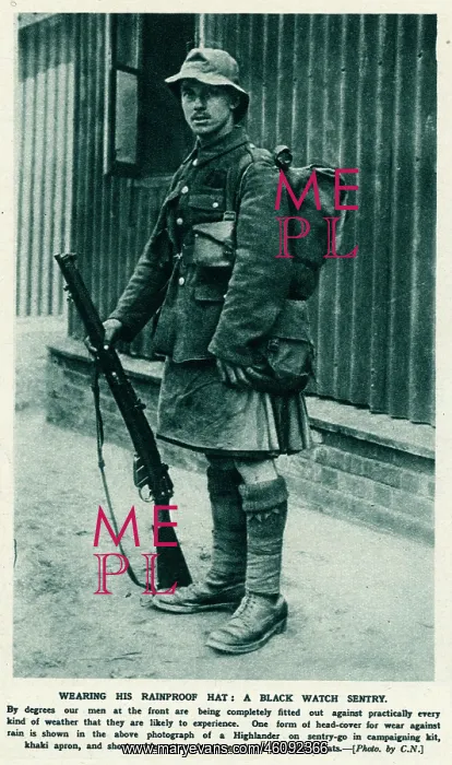 : Highlander wearing rainproof hat 1915 : Highlander wearing rainproof hat 1915