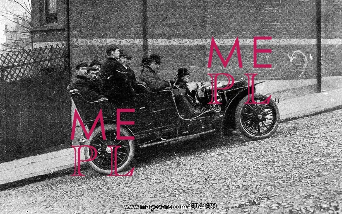: Hill climbing in a Rolls Royce1906 : Hill climbing in a Rolls Royce1906