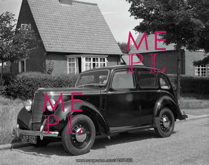: Hillman Minx c1939-48 (Not glass) : Hillman Minx c1939-48 (Not glass)