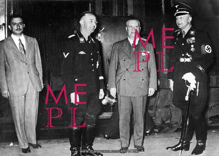 : Himmler, Bocchini, von Eberstein in the station at Munich : Himmler, Bocchini, von Eberstein in the station at Munich