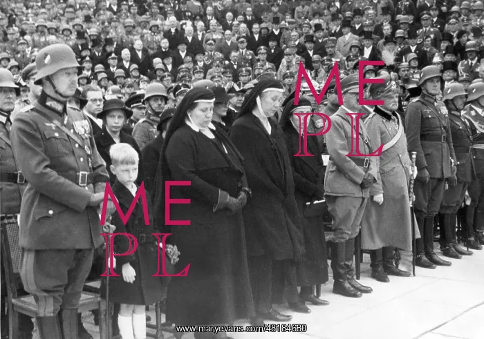: Hindenburg's funeral, 1934 : Hindenburg's funeral, 1934