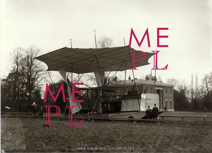 : Hiram Maxim's flying machine at Baldwyns Park, Kent : Hiram Maxim's flying machine at Baldwyns Park, Kent