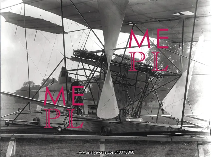 : Hiram Maxim's flying machine at Baldwyns Park Kent : Hiram Maxim's flying machine at Baldwyns Park Kent