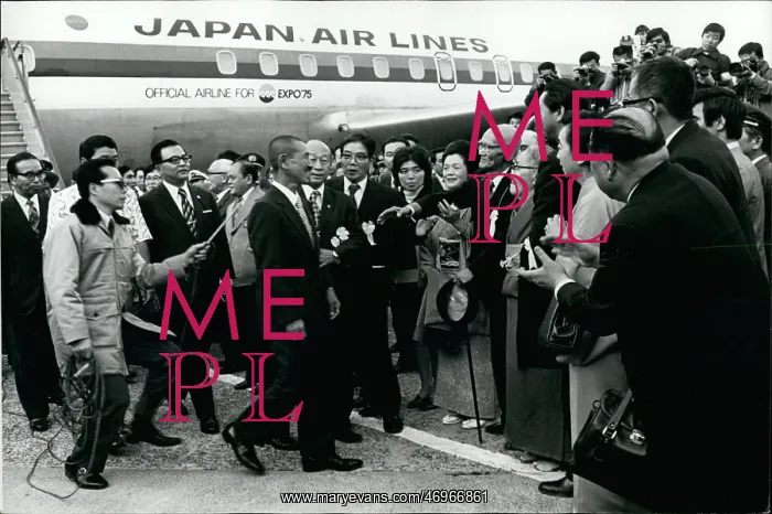 : Hiroo Onoda returns from Philippines to Japan : Hiroo Onoda returns from Philippines to Japan