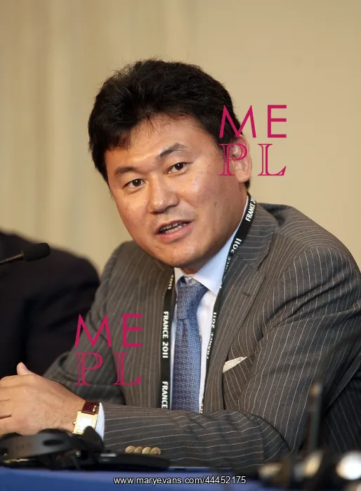 : Hiroshi Mikitani : Hiroshi Mikitani