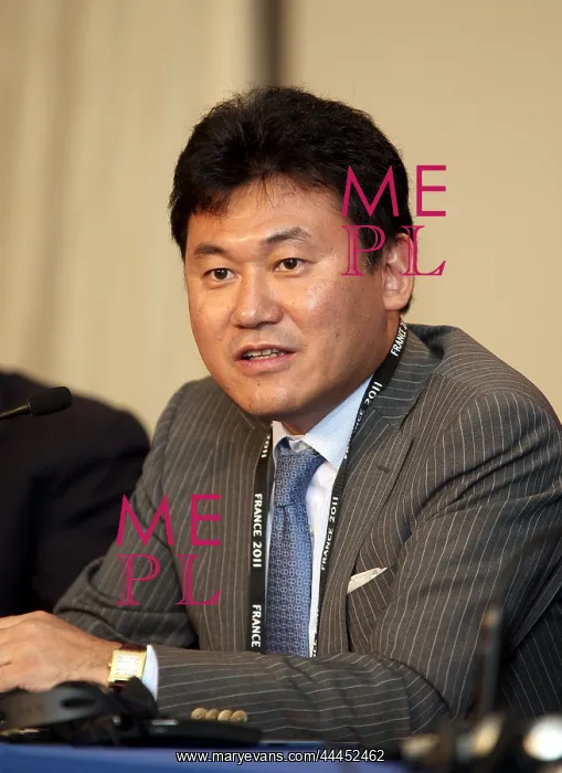 : Hiroshi Mikitani : Hiroshi Mikitani