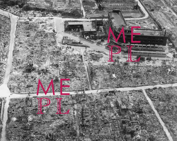 : Hiroshima, 1945 : Hiroshima, 1945