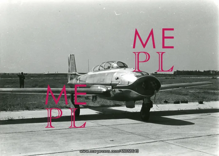 : Hispano HA-200R Saeta 1955 : Hispano HA-200R Saeta 1955