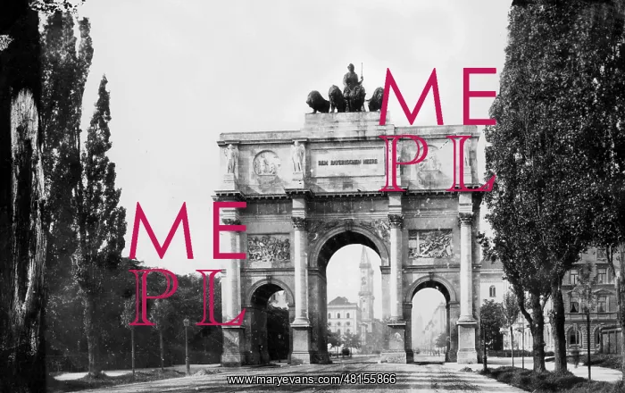 : Historic Munich: Siegestor (Triumphal Gate) in Munich : Historic Munich: Siegestor (Triumphal Gate) in Munich