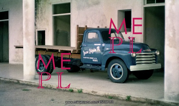 : Historical Cuba - Platform truck 1972 : Historical Cuba - Platform truck 1972