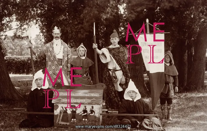  : Historical Pageant in England