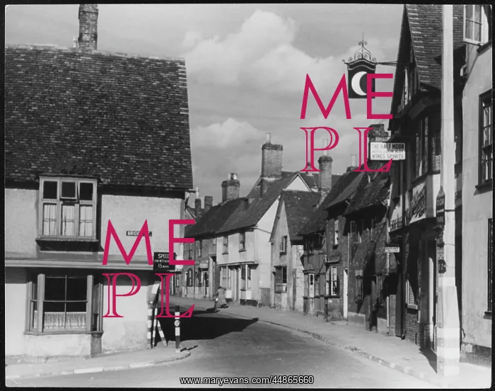 : HITCHIN, HERTS 1940S : HITCHIN, HERTS 1940S