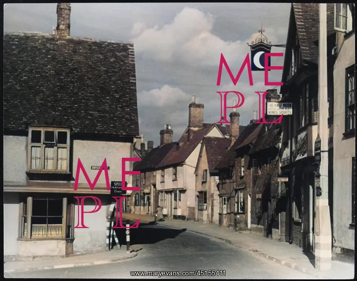 : HITCHIN, HERTS 1940S : HITCHIN, HERTS 1940S