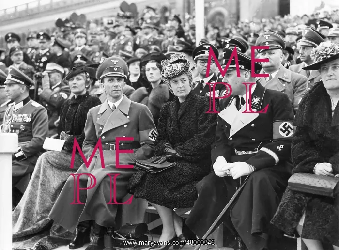 : Hitler birthday parade audience, including Goebbels : Hitler birthday parade audience, including Goebbels
