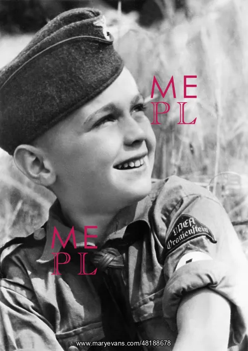 : Hitler boy, 1938 : Hitler boy, 1938