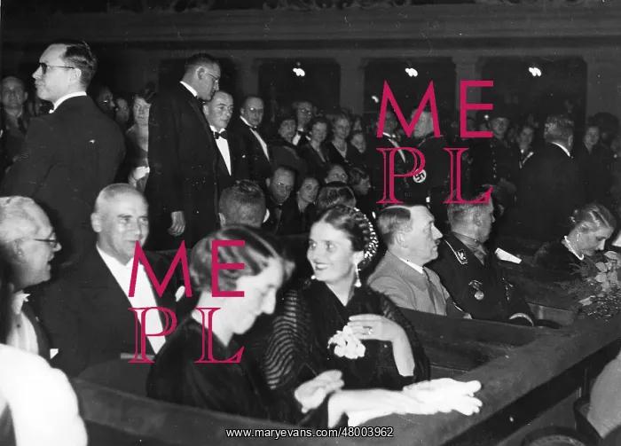 : Hitler at concert to benefit Winter Relief : Hitler at concert to benefit Winter Relief
