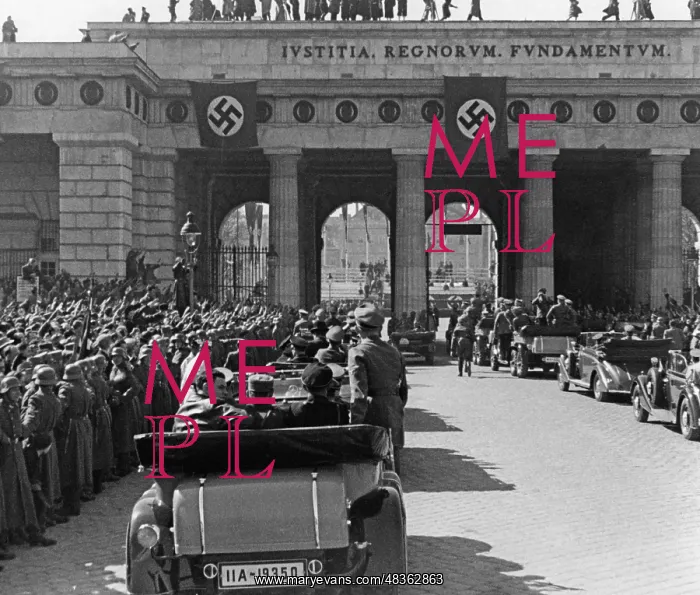 : Hitler at the entrance to Heldenplatz, 1938 : Hitler at the entrance to Heldenplatz, 1938
