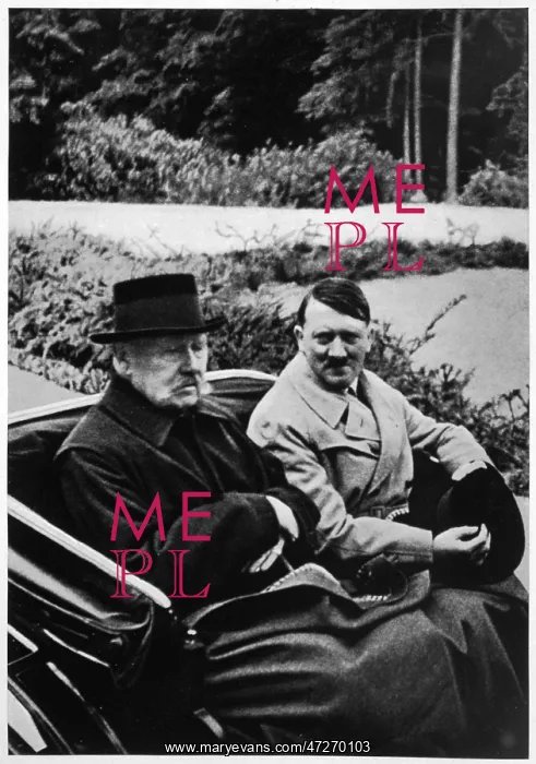 : HITLER & HINDENBURG : HITLER & HINDENBURG