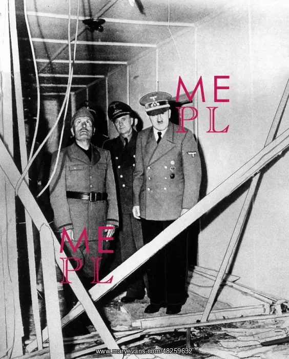 : Hitler and Mussolini after the Staufenberg assassination : Hitler and Mussolini after the Staufenberg assassination