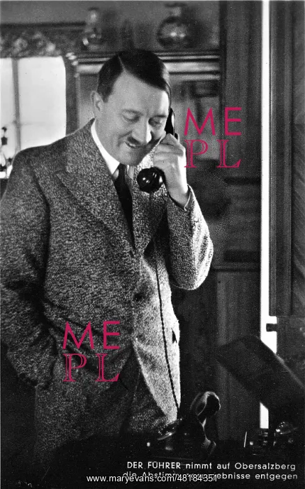 : Hitler on the phone, 1935 : Hitler on the phone, 1935