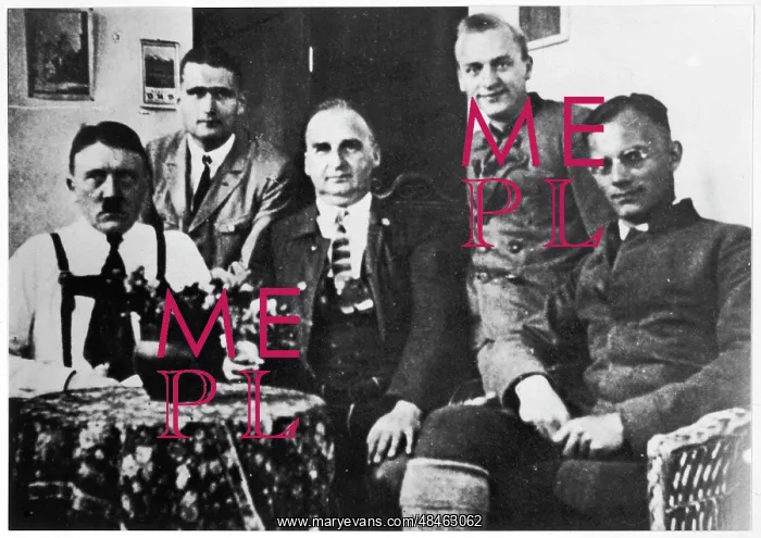: HITLER PUTSCH / 1924 : HITLER PUTSCH / 1924